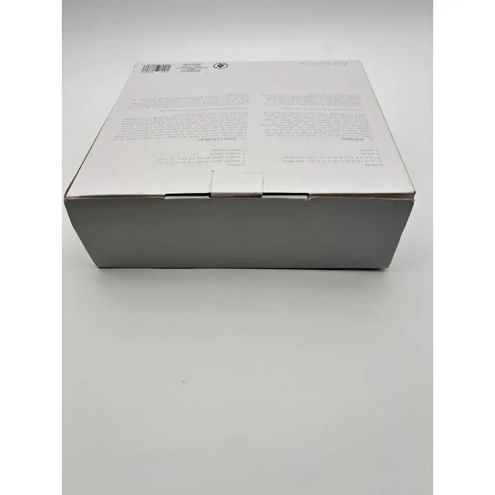 Ashland Candle Collection 8 LED Candles with Remote, New In Box.